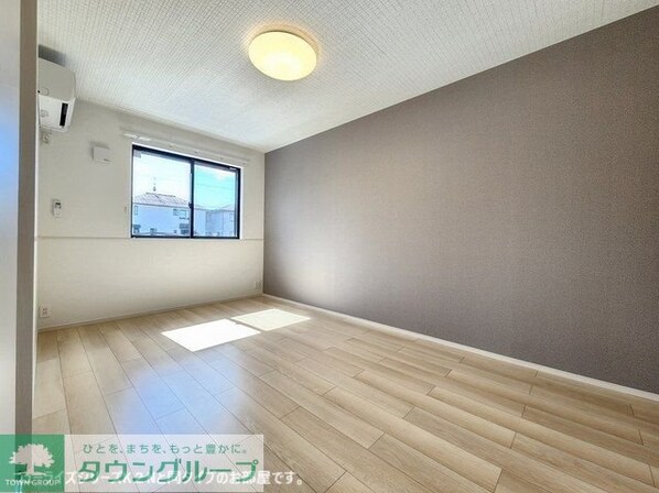 クレイドル下斎田Bの物件内観写真